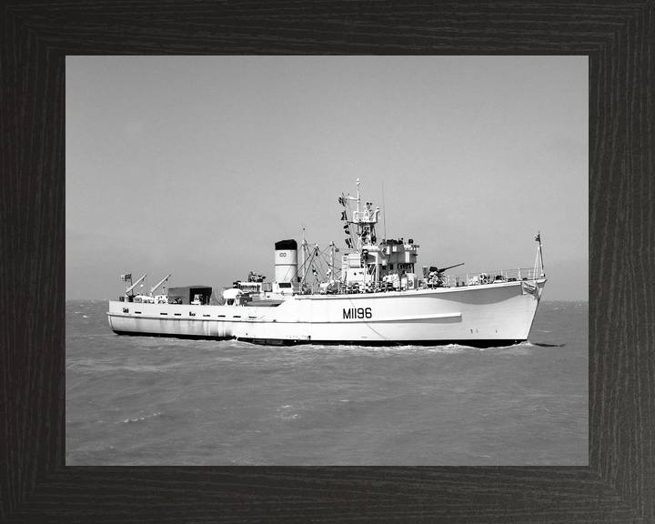 HMS Yarnton M1196 Ton Class Minesweeper Warship Photo Print - Posters, Prints, & Visual Artwork - by Hampshire Prints (image 3 of 9)