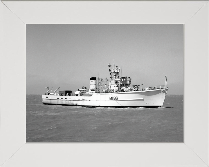 HMS Yarnton M1196 Ton Class Minesweeper Warship Photo Print - Posters, Prints, & Visual Artwork - by Hampshire Prints (image 5 of 9)