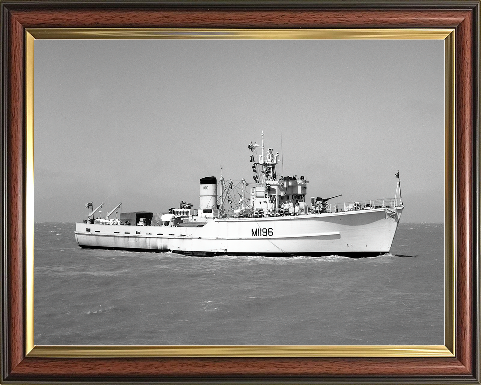 HMS Yarnton M1196 Ton Class Minesweeper Warship Photo Print - Posters, Prints, & Visual Artwork - by Hampshire Prints (image 9 of 9)