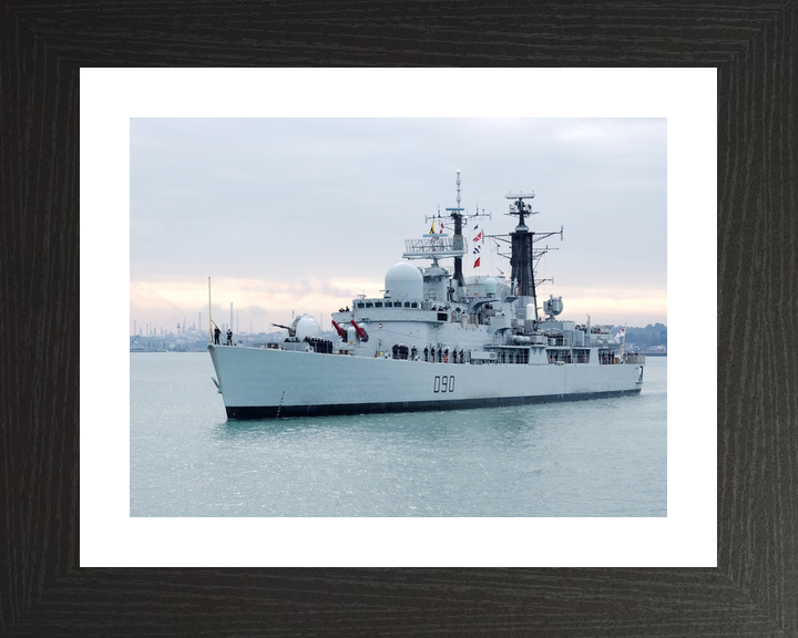HMS Southampton D90 Type 42 Destroyer February 2005 Photo Print - Posters, Prints, & Visual Artwork - by Hampshire Prints (image 2 of 9)