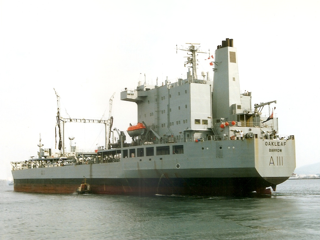 RFA Oakleaf A111 | Photo Print | Framed Print | Leaf Class | Support Tanker | Royal Fleet Auxiliary Hampshire Prints