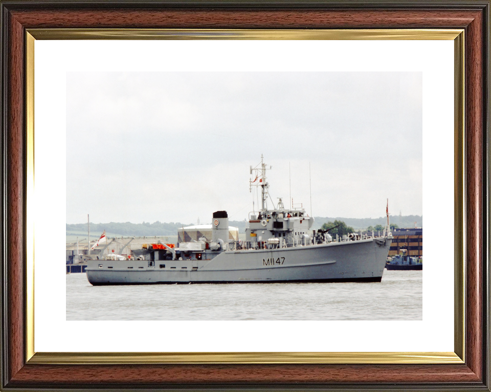 HMS Hubberston (M1147) Royal Navy Ton Class Minesweeper Starboard View Photo Print Wall Art Decor - Posters, Prints, & Visual Artwork - by Hampshire Prints (image 8 of 9)