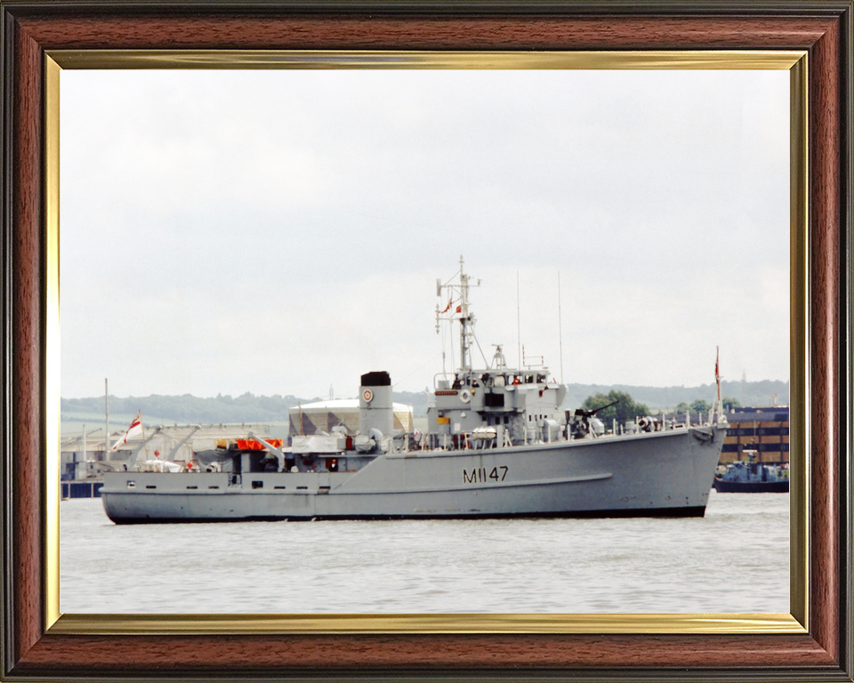 HMS Hubberston (M1147) Royal Navy Ton Class Minesweeper Starboard View Photo Print Wall Art Decor - Posters, Prints, & Visual Artwork - by Hampshire Prints (image 9 of 9)