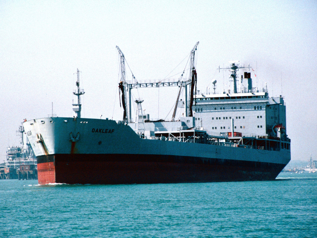 RFA Oakleaf A111 | Photo Print | Framed Print | Leaf Class | Support Tanker | Royal Fleet Auxiliary Hampshire Prints