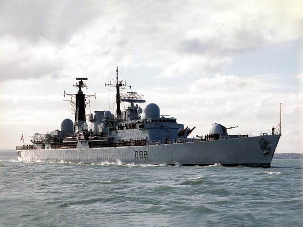 HMS Glasgow D88 Type 42 Destroyer