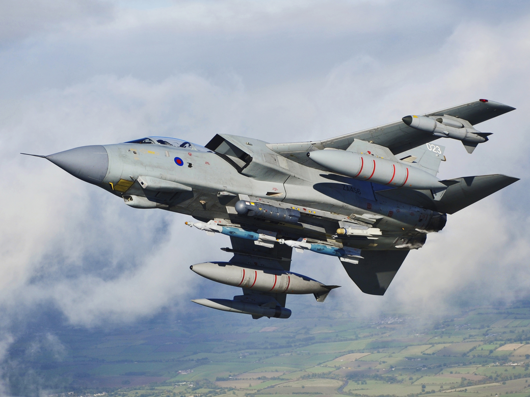 RAF Tornado GR4 from A IX(B) Sqn Royal Air Force Aircraft Photo Print Wall Art Aviation Decor UK Posters, Prints, & Visual Artwork Hampshire Prints 6 x 4 No Frame No