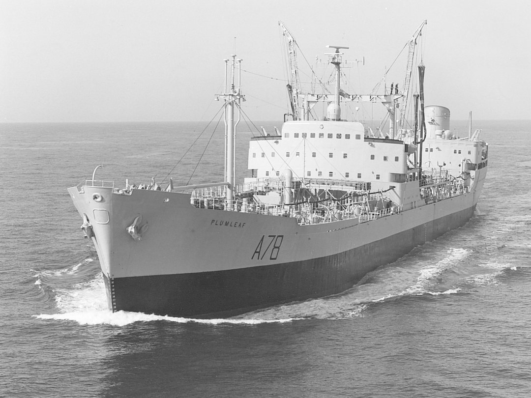 RFA Plumleaf A78 | Photo Print | Framed Print | Leaf Class | Support Tanker | Royal Fleet Auxiliary Hampshire Prints