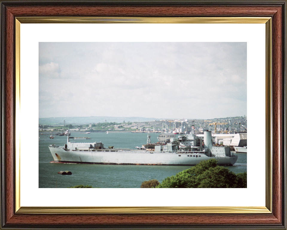 RFA Reliant A131 Helicopter Support Ship 1995