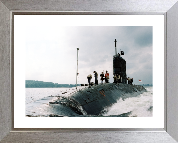 HMS Splendid S106 Swiftsure Class Submarine 2003
