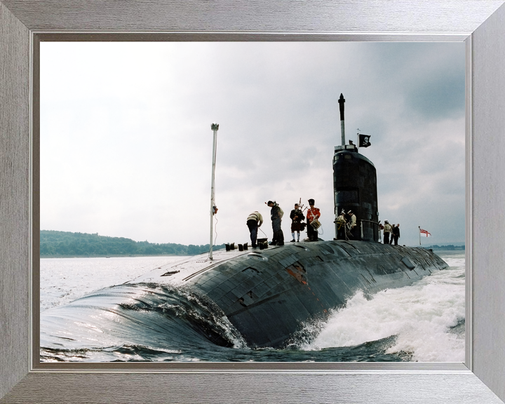 HMS Splendid S106 Swiftsure Class Submarine 2003
