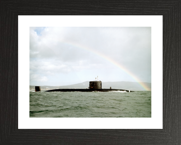 HMS Swiftsure S126 Swiftsure Class Submarine 1991