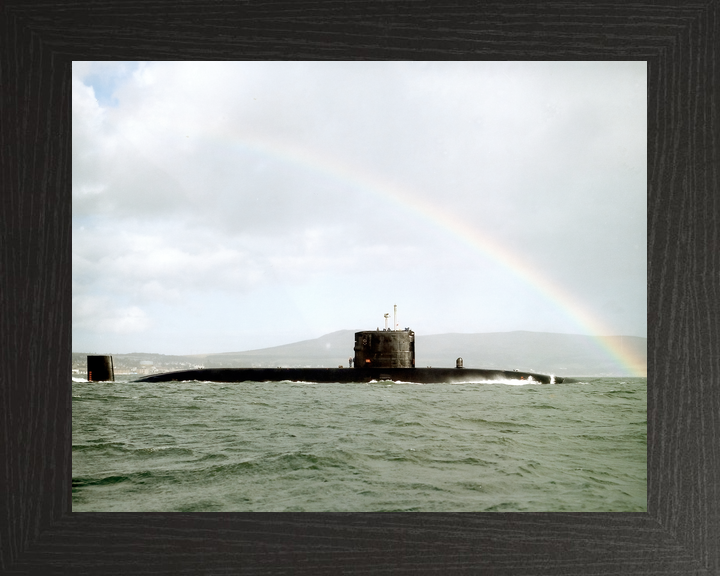 HMS Swiftsure S126 Swiftsure Class Submarine 1991