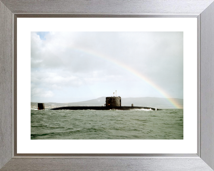 HMS Swiftsure S126 Swiftsure Class Submarine 1991