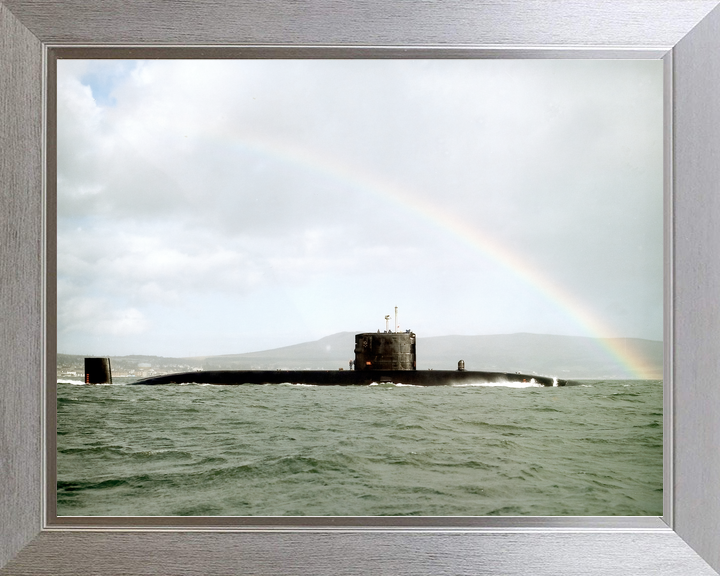 HMS Swiftsure S126 Swiftsure Class Submarine 1991