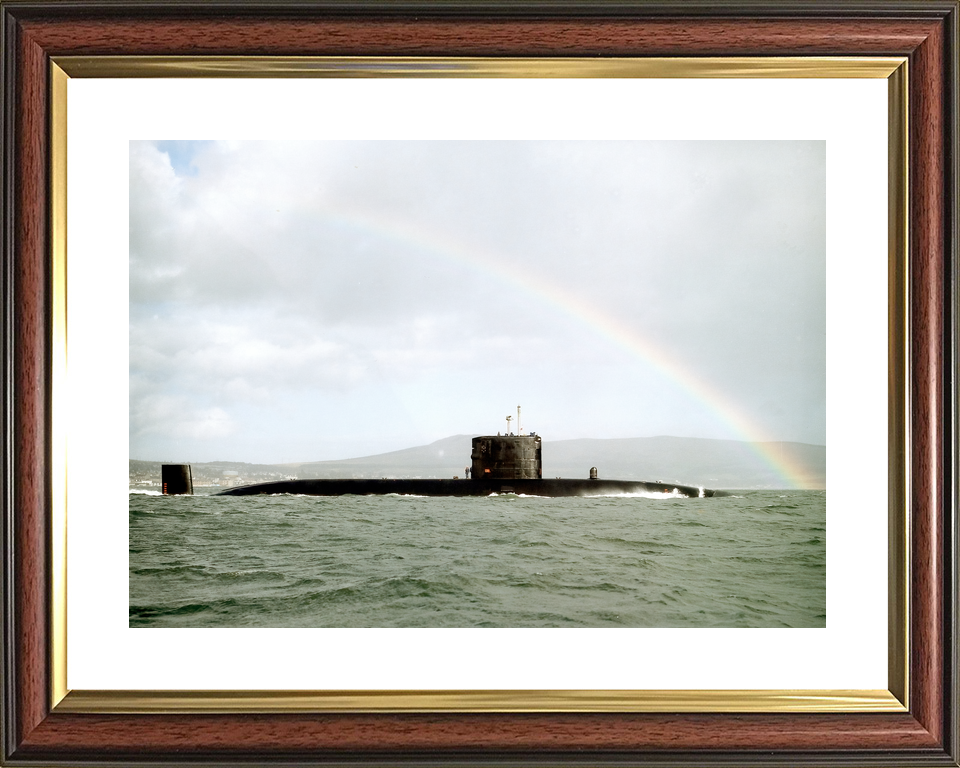 HMS Swiftsure S126 Swiftsure Class Submarine 1991