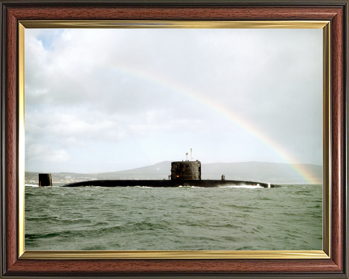 HMS Swiftsure S126 Swiftsure Class Submarine 1991