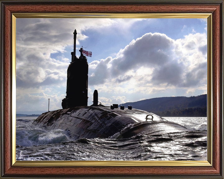 HMS Superb S109 Swiftsure Class Submarine 2007