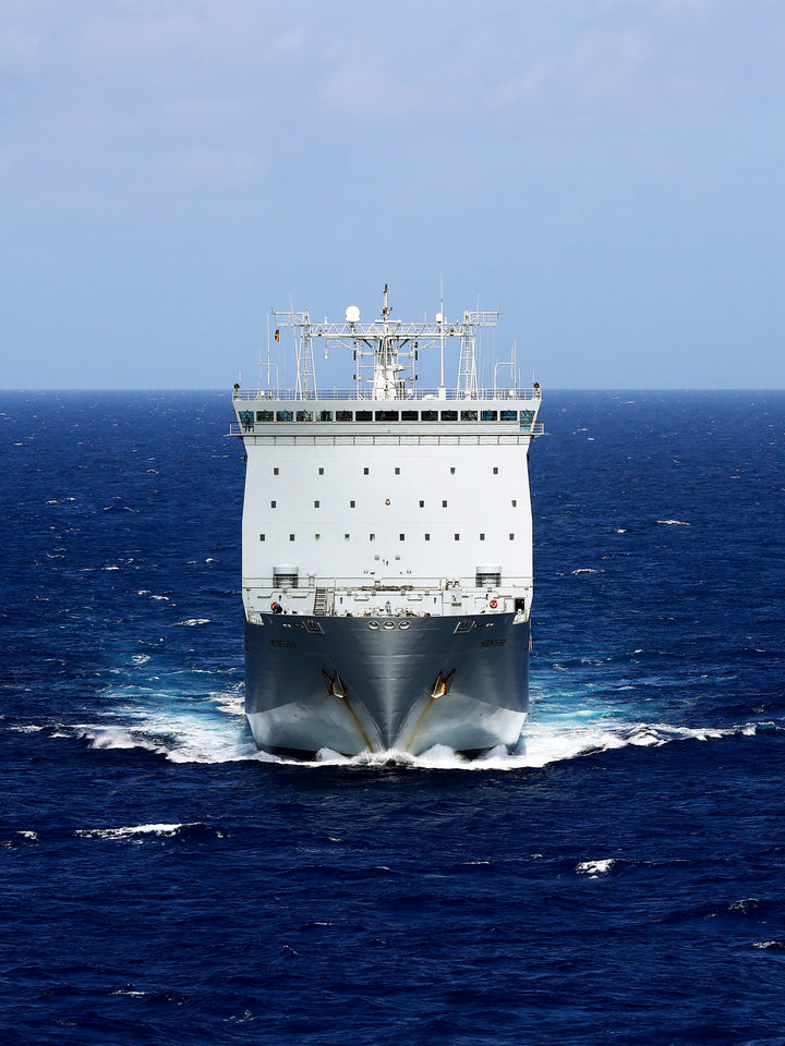 RFA Mounts Bay L3008 | Photo Print | Framed Print | Bay Class | Auxiliary Dock | Royal Fleet Auxiliary Hampshire Prints