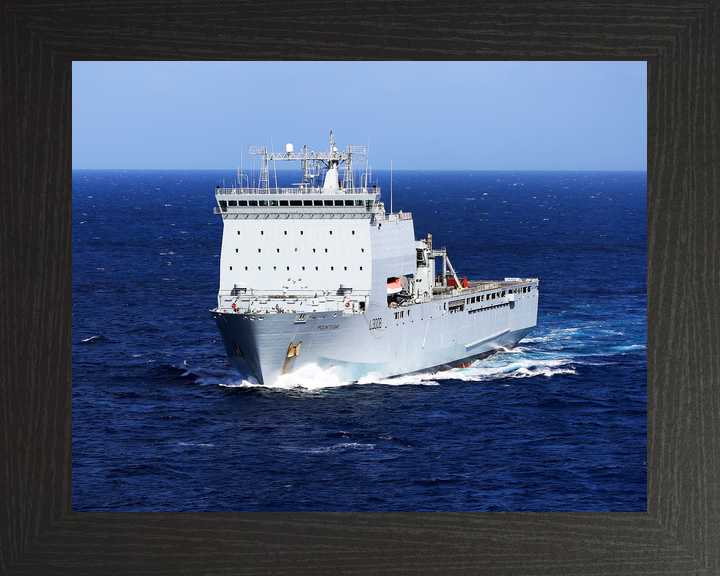 RFA Mounts Bay L3008 Bay Class Ship