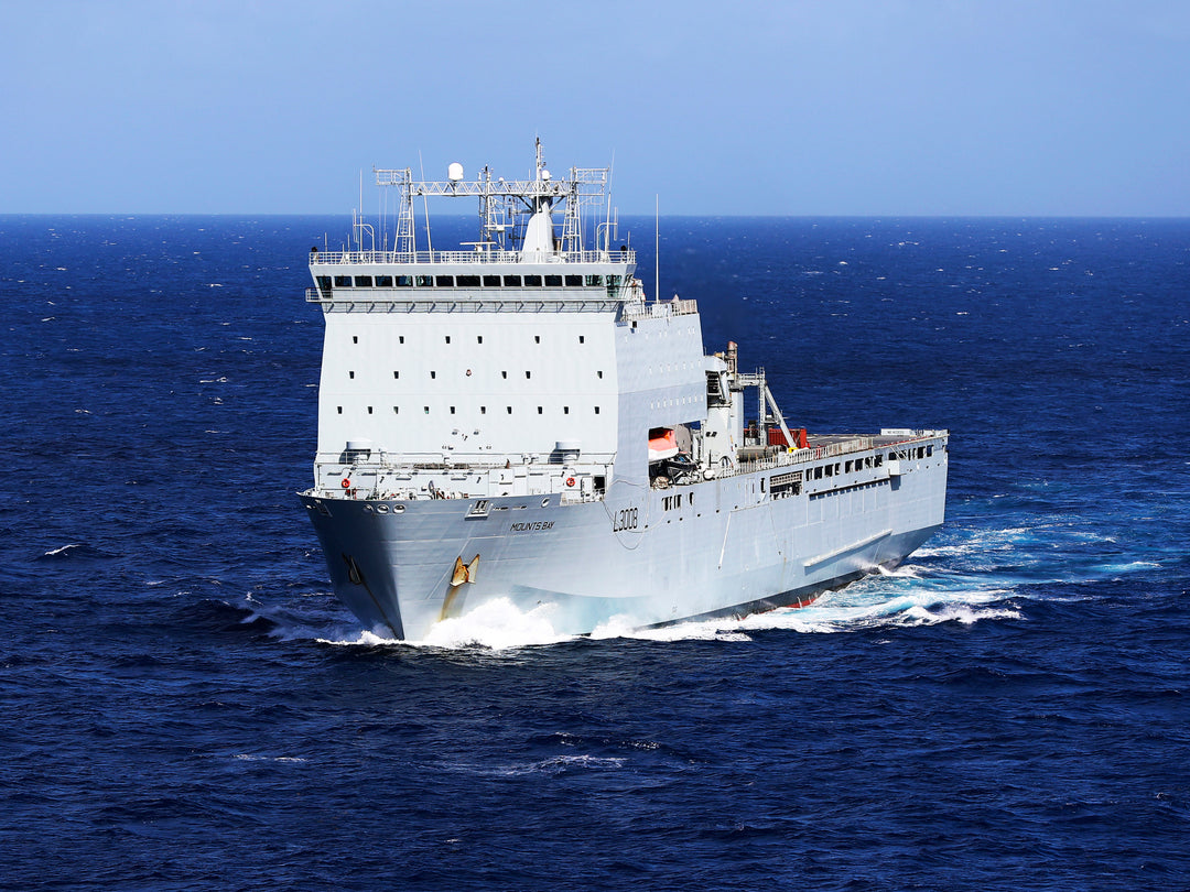 RFA Mounts Bay L3008 | Photo Print | Framed Print | Bay Class | Auxiliary Dock | Royal Fleet Auxiliary Hampshire Prints