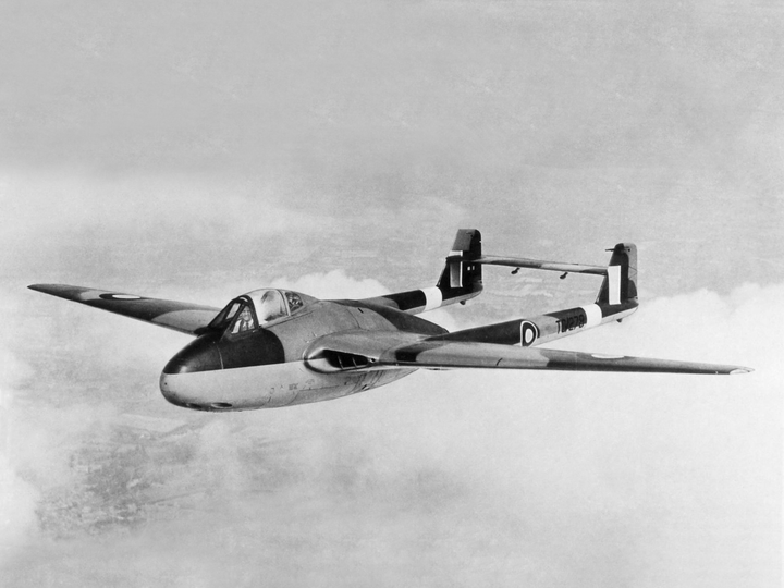 RAF de Havilland Vampire in flight Photo Print - Royal Air Force Aircraft Hampshire Prints 6 x 4 No Frame No