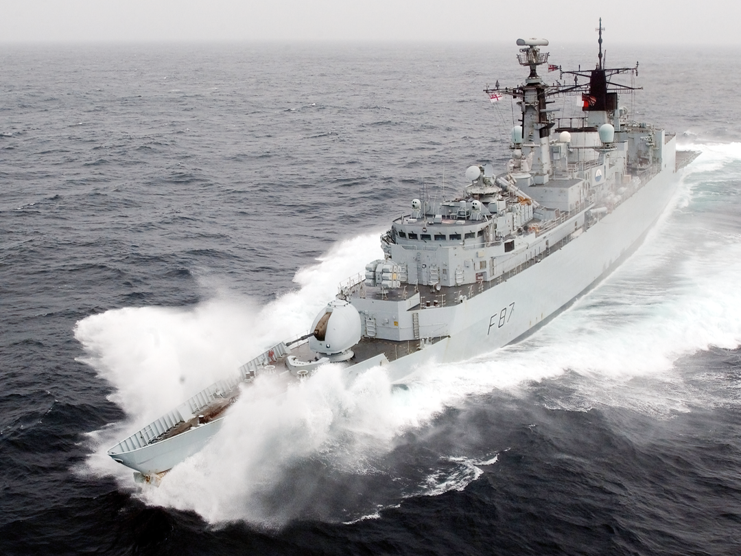 HMS Chatham (F87) Royal Navy Type 22 Frigate In Rough Sea Photo Print Wall Art Decor Posters, Prints, & Visual Artwork Hampshire Prints 6 x 4 No Frame No