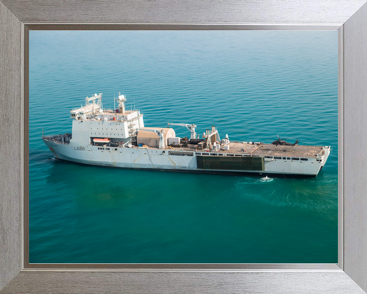 RFA Cardigan Bay L3009 Bay Class Ship June 2014