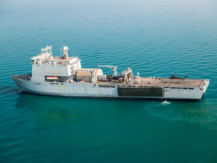 RFA Cardigan Bay L3009 | Photo Print | Framed Print | Bay Class | Auxiliary Dock | Royal Fleet Auxiliary Hampshire Prints