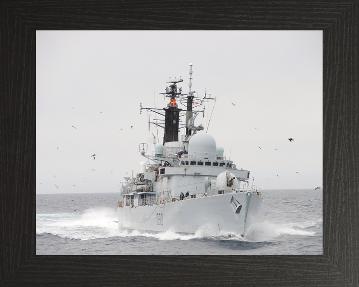 HMS Southampton D90 Type 42 Destroyer 2005 Photo Print - Posters, Prints, & Visual Artwork - by Hampshire Prints (image 3 of 9)