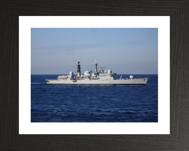 HMS Nottingham D91 Type 42 Destroyer Starboard Beam View Photo Print - Posters, Prints, & Visual Artwork - by Hampshire Prints (image 2 of 9)