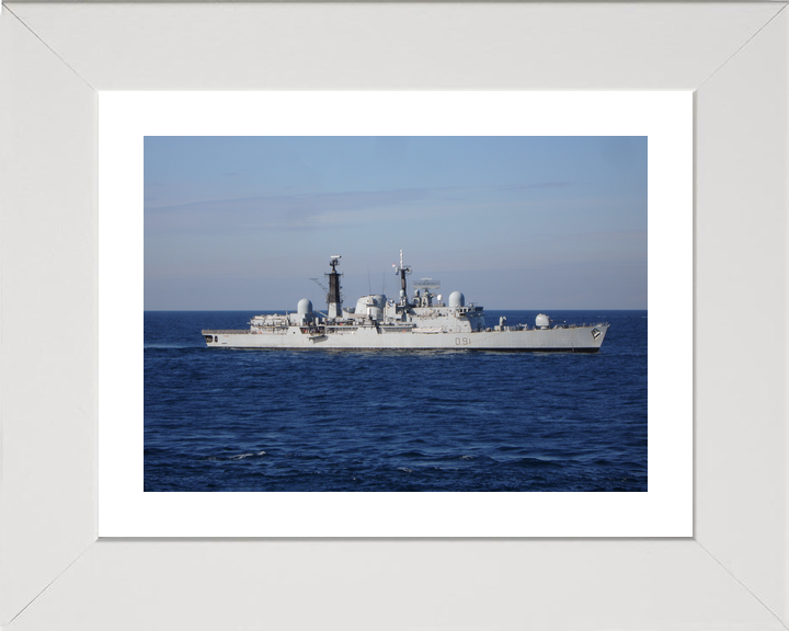 HMS Nottingham D91 Type 42 Destroyer Starboard Beam View Photo Print - Posters, Prints, & Visual Artwork - by Hampshire Prints (image 4 of 9)