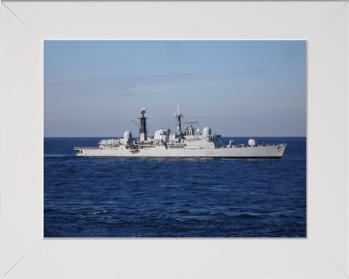 HMS Nottingham D91 Type 42 Destroyer Starboard Beam View Photo Print - Posters, Prints, & Visual Artwork - by Hampshire Prints (image 5 of 9)
