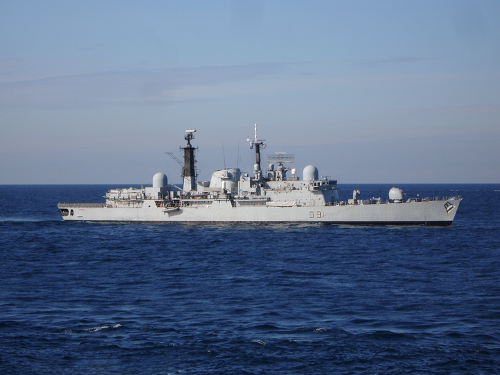HMS Nottingham D91 Type 42 Destroyer Starboard Beam View Photo Print - Posters, Prints, & Visual Artwork - by Hampshire Prints (image 1 of 9)