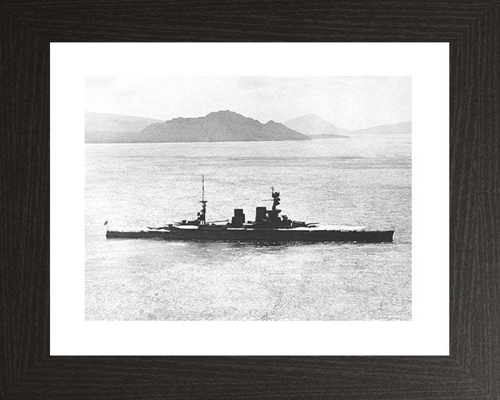 HMS Repulse (1916) Photo Print - At Sea - Royal Navy Renown Class Battlecruiser Hampshire Prints 10 x 8 Black Frame Yes