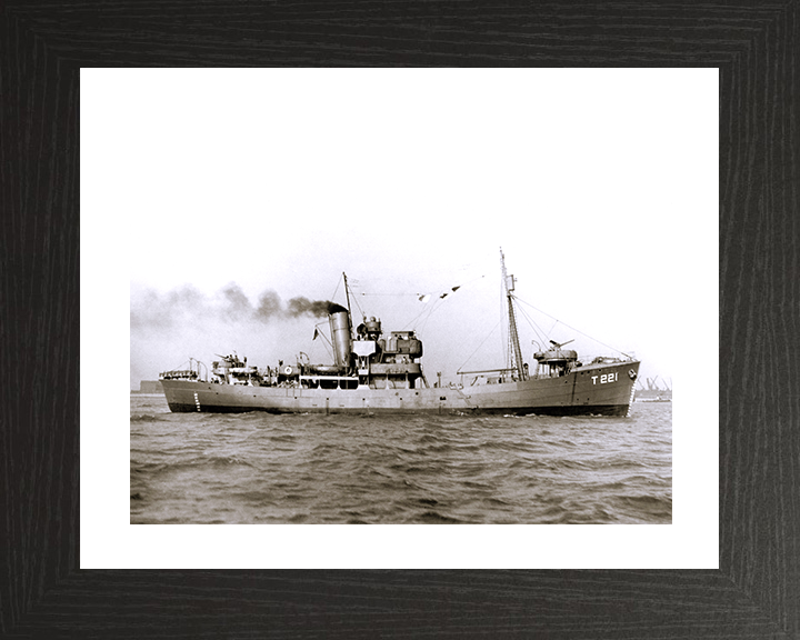 HMS Portsdown (T221) Photo Print - At Sea 1942 - Royal Navy Hills Class Trawler Posters, Prints, & Visual Artwork Hampshire Prints 10 x 8 Black Frame Yes