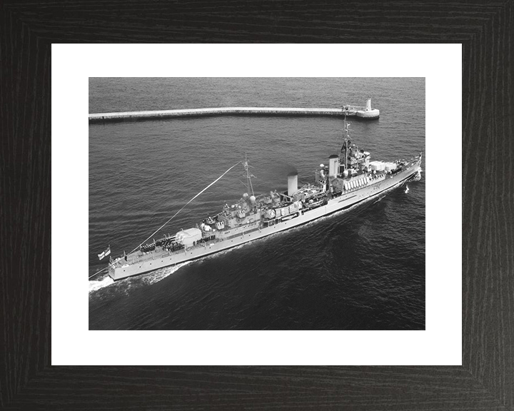 HMS Bermuda (52) Royal Navy Fiji Class Light Cruiser Paying Off Photo Print Wall Art Decor Posters, Prints, & Visual Artwork Hampshire Prints 10 x 8 Black Frame Yes