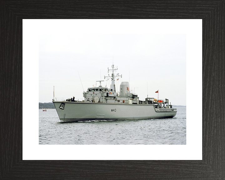 HMS Berkeley (M40) Royal Navy Hunt Class Mine Warfare Vessel Port Side View Photo Print Wall Art Decor Posters, Prints, & Visual Artwork Hampshire Prints 10 x 8 Black Frame Yes