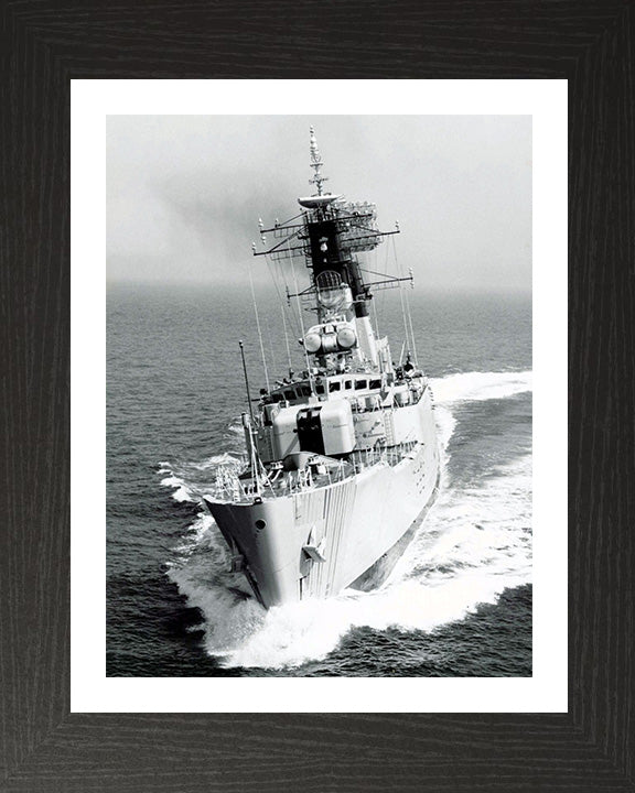 HMS Lincoln F99 | Photo Print | Framed Print | Salisbury Class | Frigate | Royal Navy Hampshire Prints