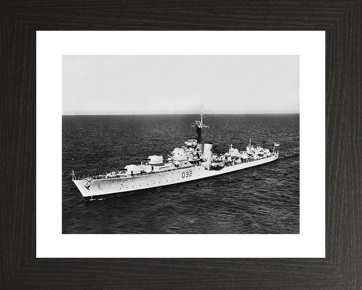 HMS Camperdown (D32) Photo Print - at Sea - Royal Navy Battle Class Destroyer Posters, Prints, & Visual Artwork Hampshire Prints 10 x 8 Black Frame Yes