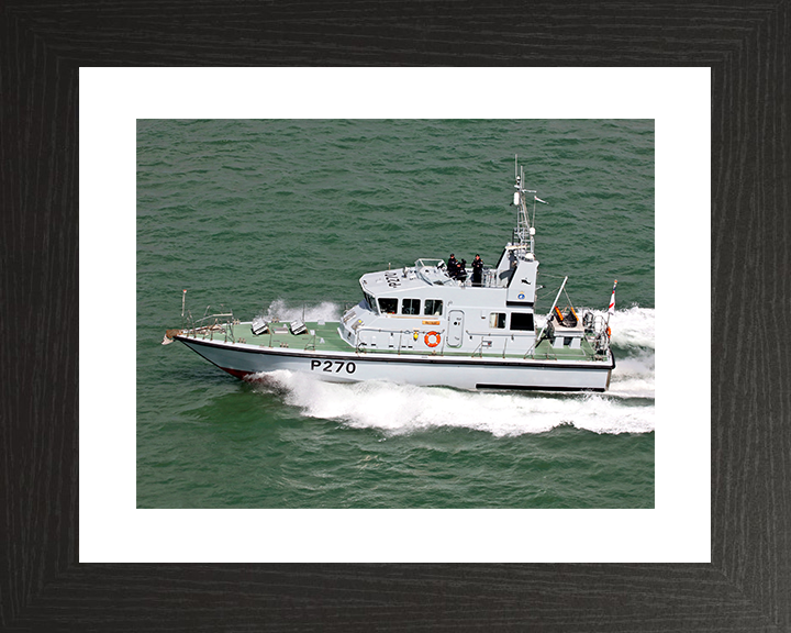 HMS Biter (P270) Royal Navy Archer Class P2000 Patrol Vessel Port Side View 2017 Photo Print Wall Art Decor Posters, Prints, & Visual Artwork Hampshire Prints 10 x 8 Black Frame Yes