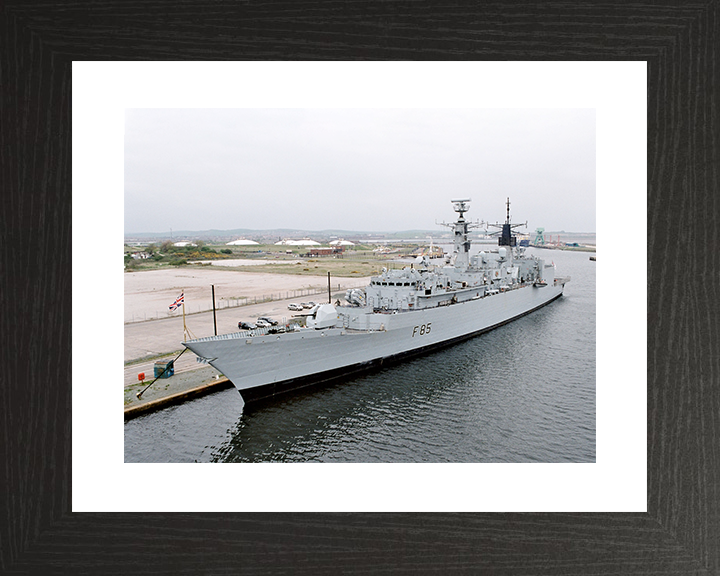 HMS Cumberland (F85) Royal Navy Type 22 Frigate Barrow in Furness 2002 Photo Print Wall Art Decor Posters, Prints, & Visual Artwork Hampshire Prints 10 x 8 Black Frame Yes