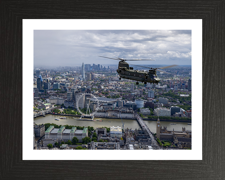 RAF Chinook Helicopter Over London Photo Print - Royal Air Force Aircraft Hampshire Prints 10 x 8 Black Frame Yes