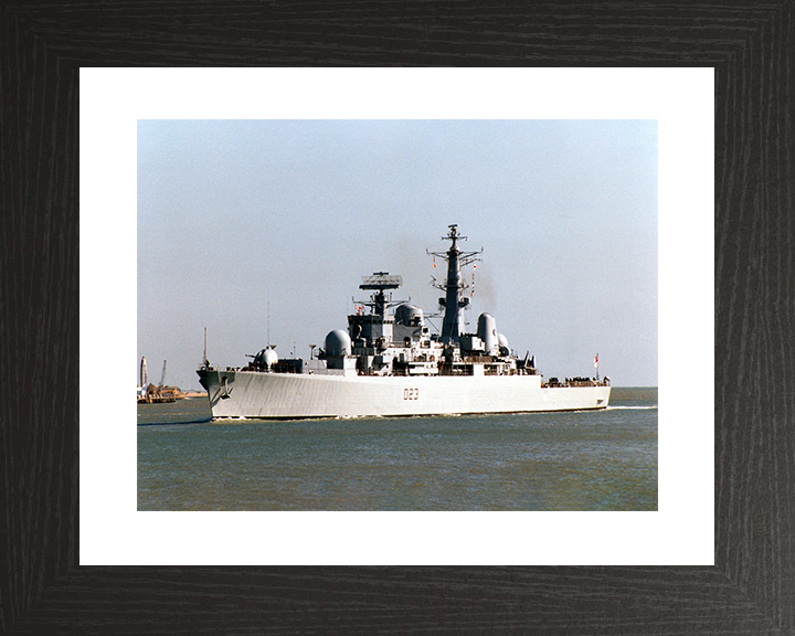 HMS Bristol (D23) Royal Navy Type 82 Destroyer Low Port View Photo Print Wall Art Decor Posters, Prints, & Visual Artwork Hampshire Prints 10 x 8 Black Frame Yes