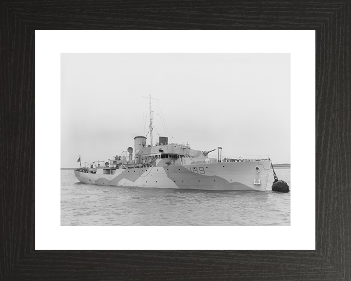 HMS Bergamot (K189) Royal Navy Flower Class Corvette At A Buoy 1942 Photo Print Wall Art Decor Posters, Prints, & Visual Artwork Hampshire Prints 10 x 8 Black Frame Yes