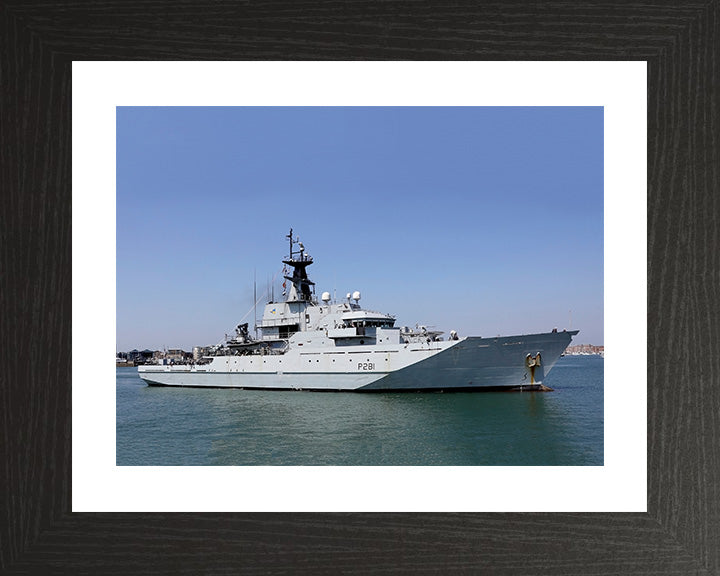 HMS Tyne P281 Royal Navy River class patrol vessel Photo Print or Framed Print - Hampshire Prints