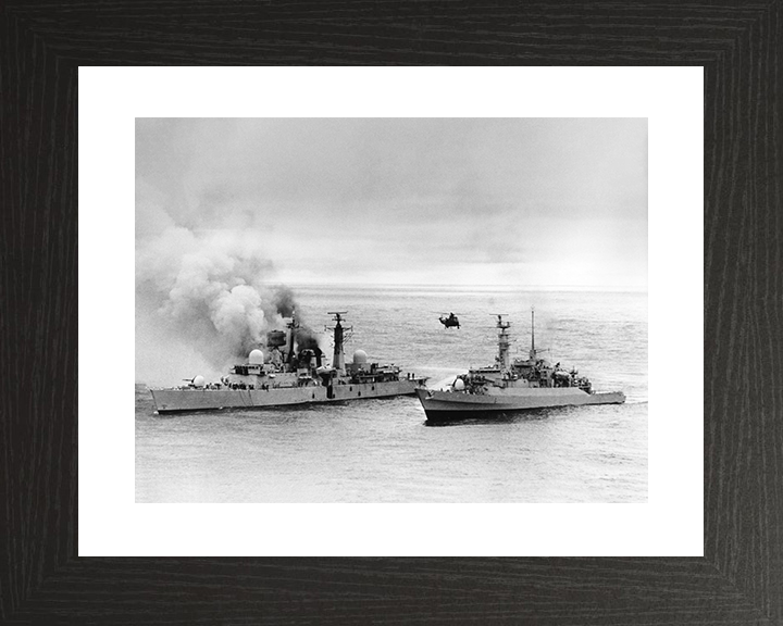 HMS Arrow (F173) alongside HMS Sheffield (D80) Royal Navy Falkland War Photo Print Wall Art Decor Posters, Prints, & Visual Artwork Hampshire Prints 10 x 8 Black Frame Yes