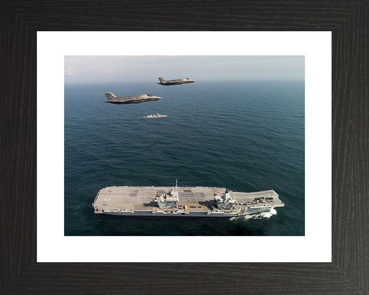 HMS Queen Elizabeth R08 Royal Navy Queen Elizabeth Class Aircraft Carrier Photo Print or Framed Print - Hampshire Prints