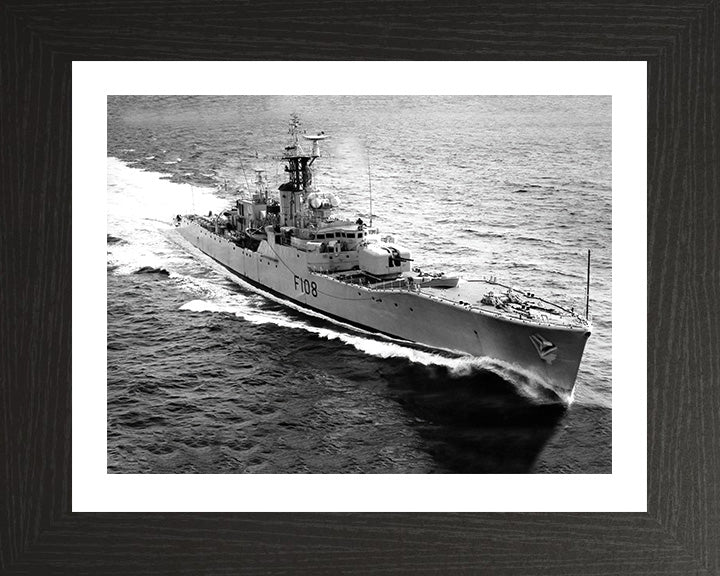 HMS Londonderry F108 Royal Navy Rothesay class frigate Photo Print or Framed Print - Hampshire Prints