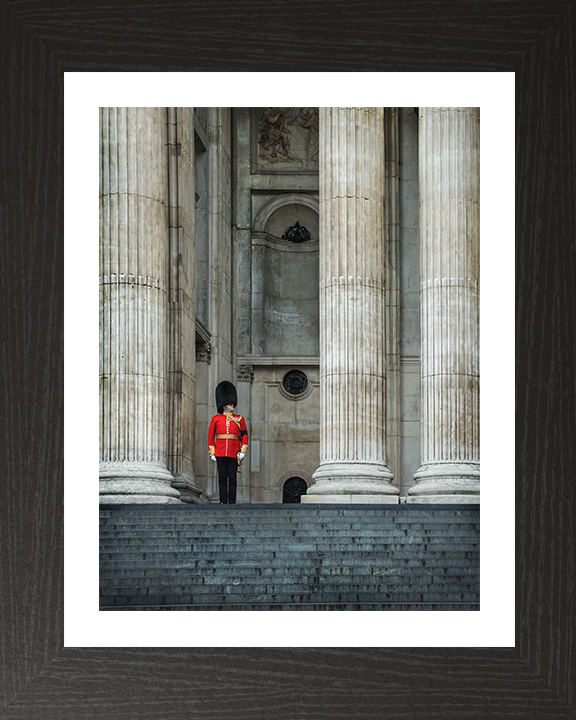 Grenadier Guard at st Paul's cathedral Photo Print - British Army Hampshire Prints 10 x 8 Black Frame Yes