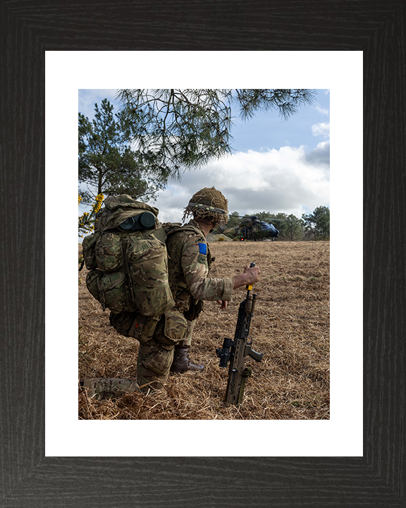 British Army Parachute Regiment Soldier Kneels watching a French Caiman Helicopter Photo Print Wall Art Military Posters, Prints, & Visual Artwork Hampshire Prints 10 x 8 Black Frame Yes